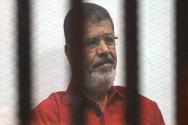 پیکر محمد مرسی در شرق قاهره دفن شد