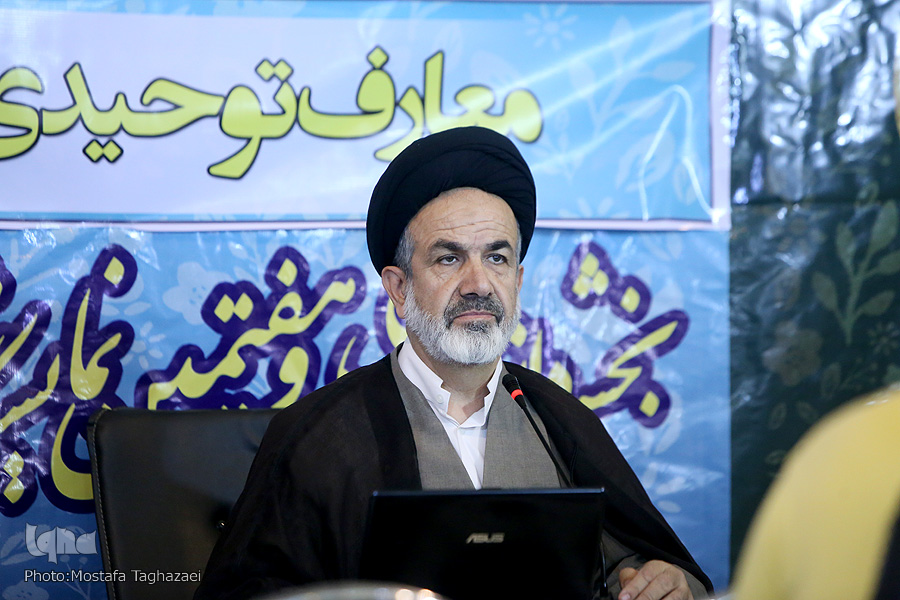 سبک زندگی مناسب ترین راه برای انتقال باورها و ارزش های دینی است