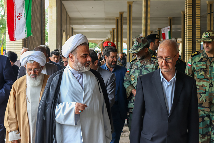 «مهمانی لاله‌ها»در زنجان