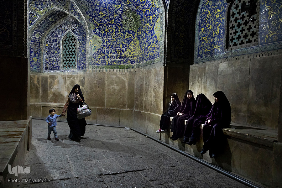 شب قدر در مسجد جامع اصفهان