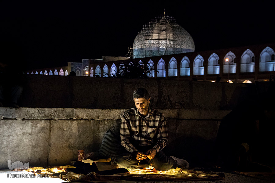 شب قدر در مسجد جامع اصفهان