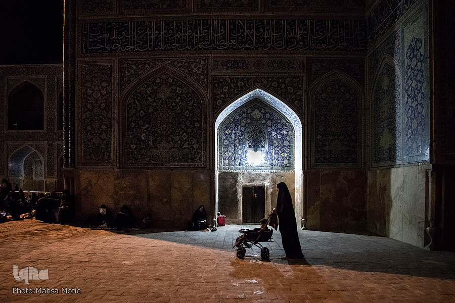 شب قدر در مسجد جامع اصفهان