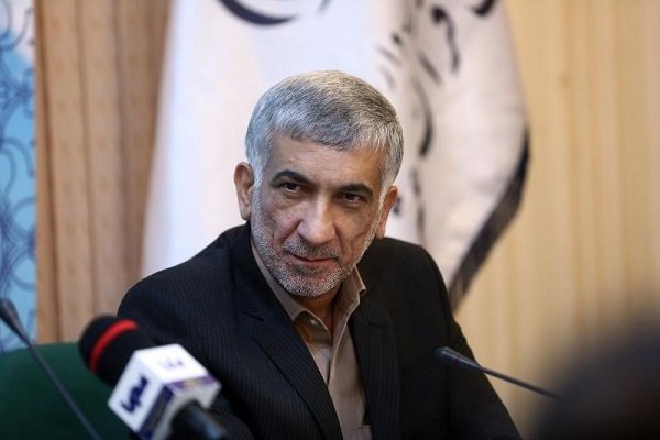 نگاه صرفا علمی به قرآن آسیب بزرگی برای جامعه است