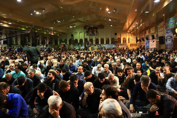 برگزاری مراسم شب احیای نوزدهم رمضان در مصلای ساری