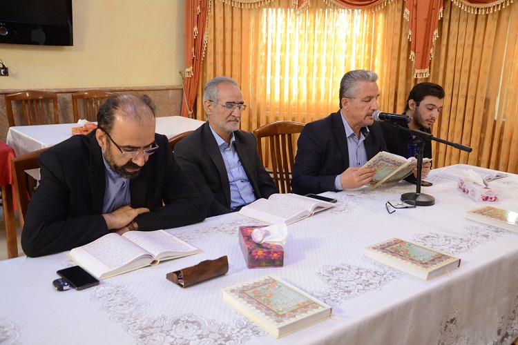 برگزاری جلسه تفسیر قرآن مدیران اجرایی آذربایجان&zwnj;شرقی