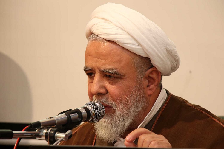 هرکس از خیر شب قدر بی&zwnj;بهره شود محروم است