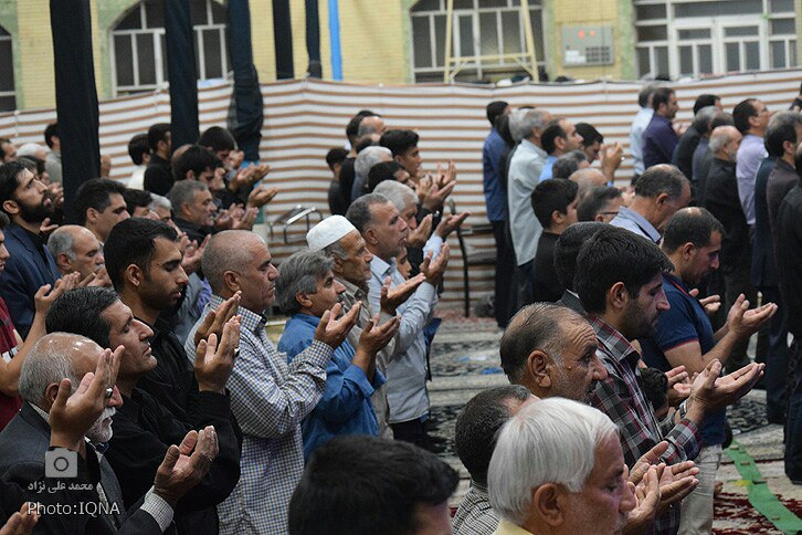 برپایی سفره افطاری در مسجد سیدالشهدا(ع) گلدشت