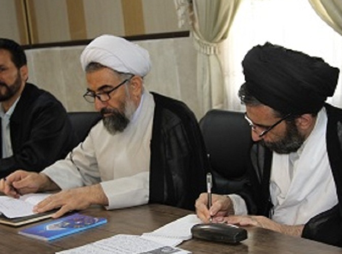 تشکیل دبیرخانه «گام دوم انقلاب» در هرمزگان تشکیل دبیرخانه «گام دوم انقلاب» در هرمزگان
