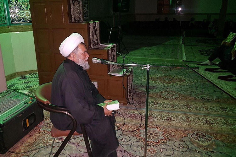 تصاویری از احیای شب قدر در زابل