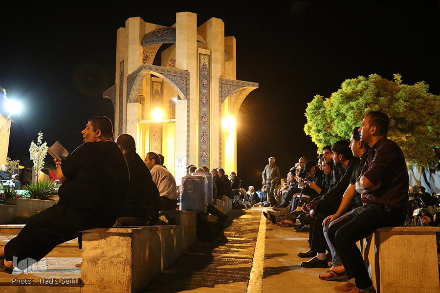 شب قدر در جوار شهدای شاهین شهر