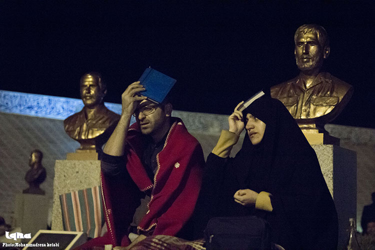 سومین شب قدر در باغ موزه همدان
