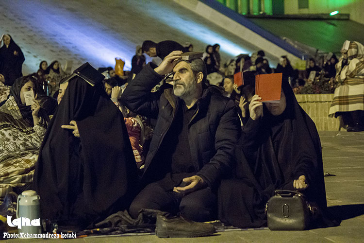 سومین شب قدر در باغ موزه همدان