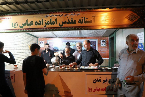 مراسم احیای شب قدر در امام زاده عباس ساری در قاب تصویر