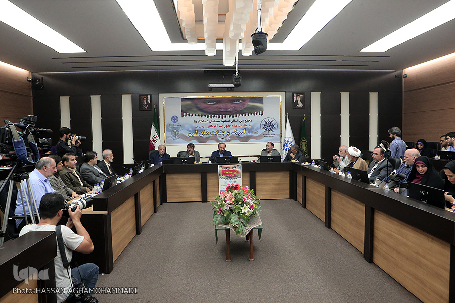 جنایت جنگی با پوشش حقوق بشر و دموکراسی/ بر هم زدن نظم جهانی با سلاح پولی