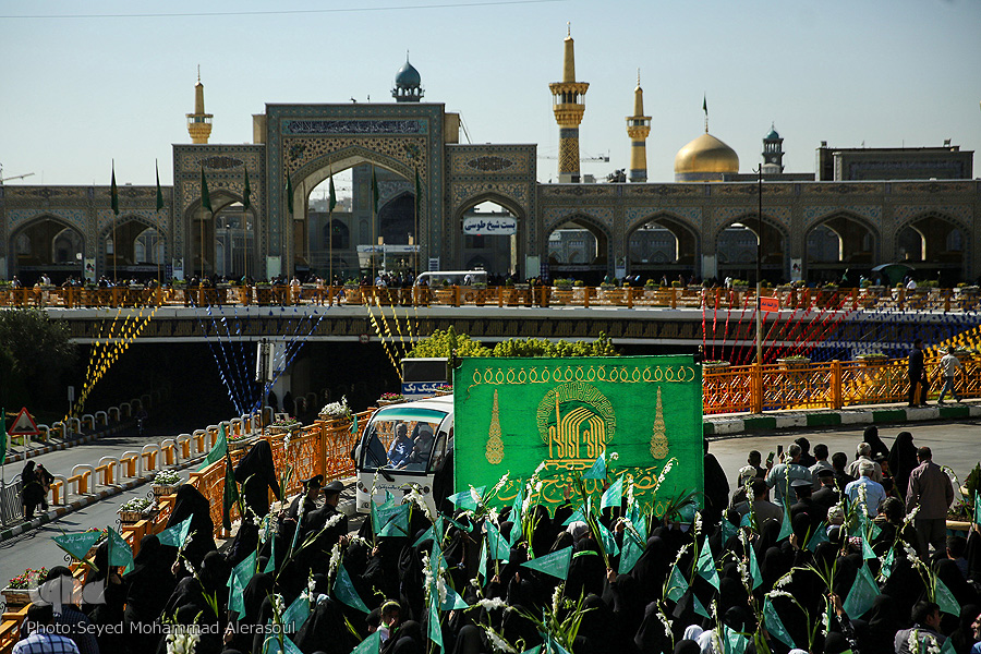 برپایی جشن باشکوه میلاد حضرت معصومه(س) در حرم امام رضا(ع)