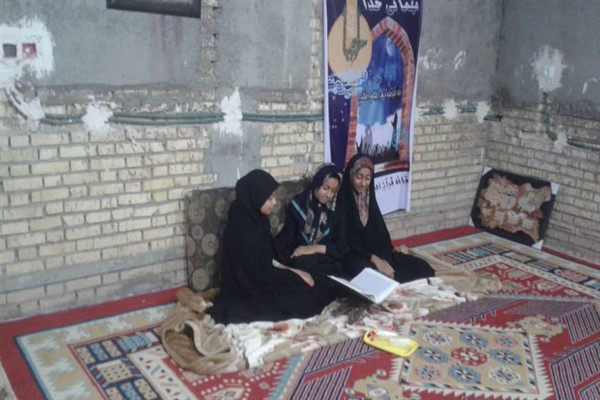 خانه قرآن &laquo;تنگه&zwnj;یک&raquo; آبادان و نبود امکانات سرمایشی در دمای ۵۰ درجه