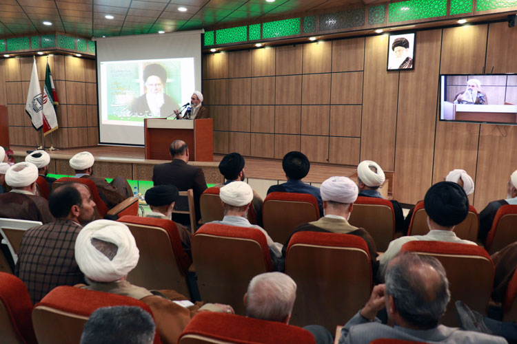 آیین نکوداشت آیت‌الله حسینی‌زنجانی