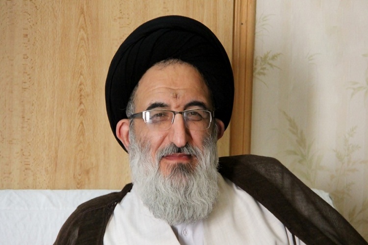 ائمه جمعه نباید وابسته به گروه، حزب و جناح خاصی باشند ائمه جمعه نباید وابسته به گروه، حزب و جناح خاصی باشند