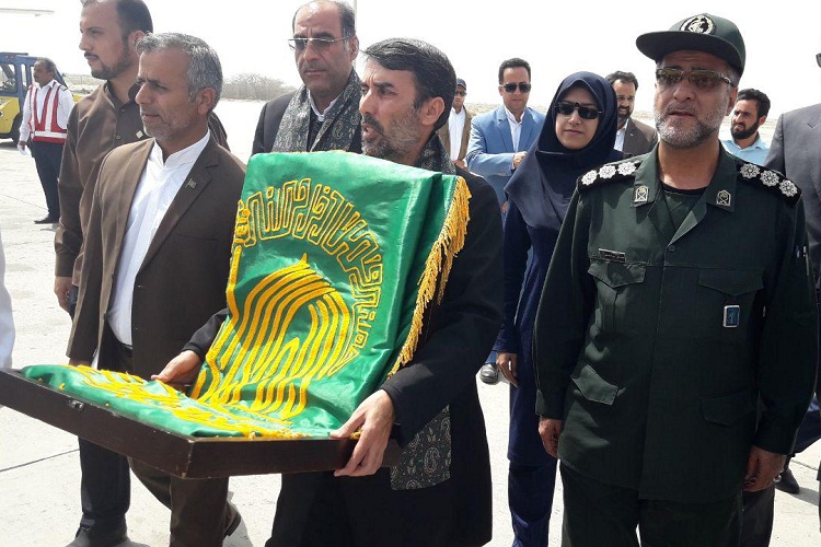 تصاویری از استقبال مردم چابهار از کاروان «زیر سایه خورشید»