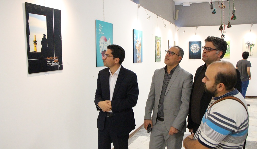 نمایش آثار هنرمندان کشوری در قاب نگارخانه گلشن بجنورد