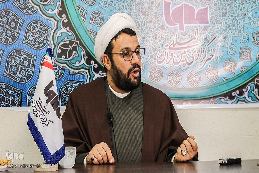 تأکید امیرالمومنین(ع) به «محک لیاقتها»/ حقالناس، رعایت عدالت در مردمداری است تأکید امیرالمومنین(ع) به «محک لیاقتها»/ حقالناس، رعایت عدالت در مردمداری است