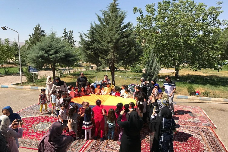 نخستین كارگاه كارگاه شادی در تویسرکان برگزار شد