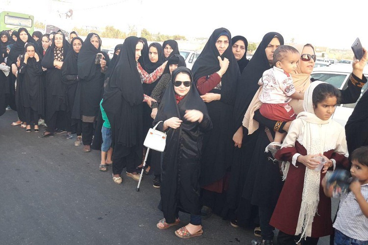 استقبال ایرانشهری‌ها از کاروان «زیر سایه خورشید» به روایت تصویر