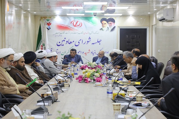 نخبگان ایثارگران وارثان انقلاب و حافظان دستاورد شهدا هستند