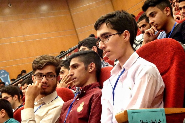 آغاز مسابقات قرآن دانش‌آموزی در زنجان