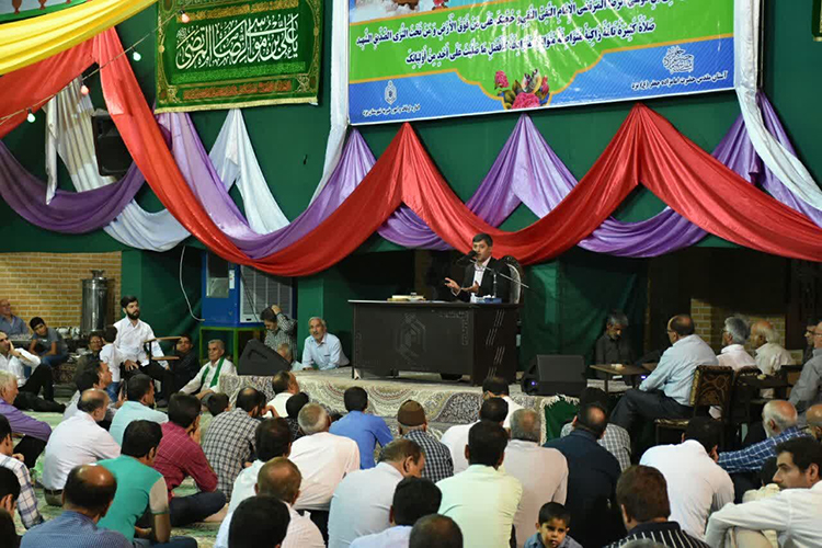 محفل &laquo;انس با قرآن&raquo; در یزد برگزار شد