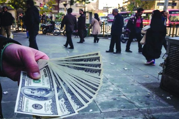 پنج دلال غيرمجاز ارز در قم دستگیر شدند