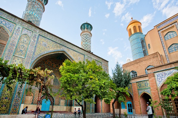 گردشگری مذهبی؛ فرصتی برای رسیدن به توسعه کردستان