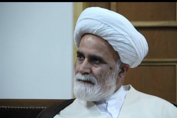 پیکر عضو هیئت موسس مدرسه علمیه خواهران مسجد سلیمان در قم تشییع شد