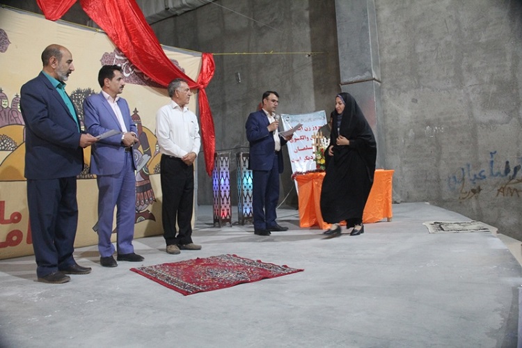 تجلیل از منتخبان آزمون سراسری قرآن در دورود