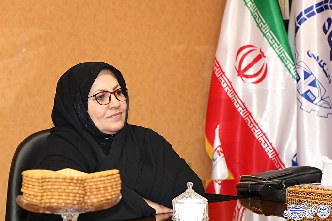 زنان مبتکر در حوزه تولید ملی و اقتصاد مقاومتی نقش&zwnj;آفرینی کنند