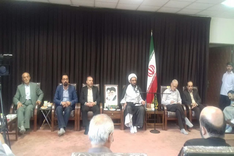 تشخیص حق و شجاعت در گفتن آن؛ از وظایف اصحاب رسانه