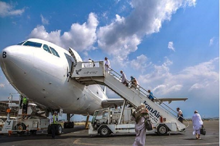 بازگشت حاجیان سمنانی از ۲۸ مرداد به خانه