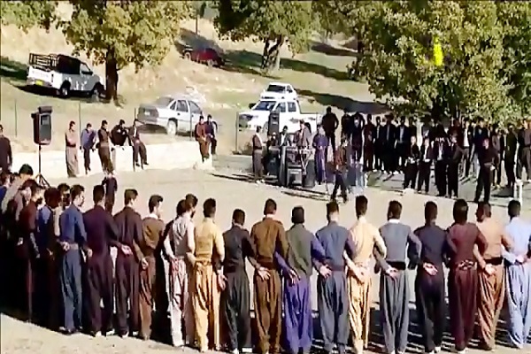 &zwnj;از دست&zwnj;بوسی خانواده عروس تا &zwnj;&laquo;باوانی&raquo; در مناطق کردستان