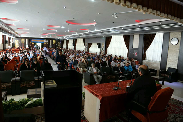 تقویت استانهای کم برخوردار در اولویت سازمان بسیج هنرمندان/ هستههای هنری و ادبی را به سمت مساجد سوق میدهیم تقویت استانهای کم برخوردار در اولویت سازمان بسیج هنرمندان/ هستههای هنری و ادبی را به سمت مساجد سوق میدهیم