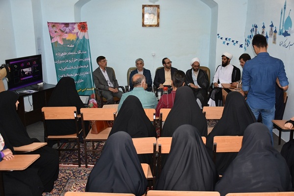 برنامه&zwnj;های سفر معاون قرآن و عترت وزیر ارشاد در کاشان و آران و بیدگل