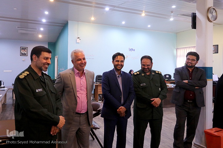 نقش خبرنگاران در شکل&zwnj;دهی افکار عمومی