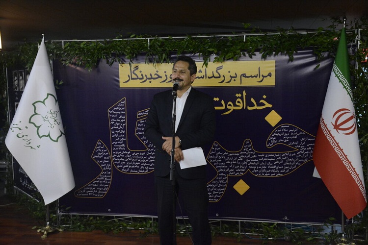 انتقادات رسانه&zwnj;ها به حل مشکلات شهری کمک می&zwnj;کند