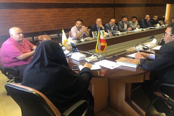 نشست بررسی ادبیات حوزه دفاع مقدس و پایداری برگزار شد