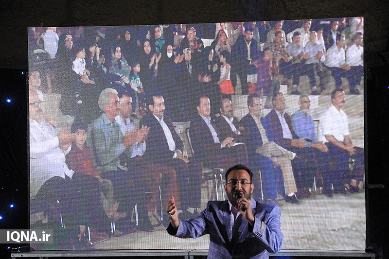 جشن بزرگ غدیر در شهر شاهدیه یزد جشن بزرگ غدیر در شهر شاهدیه یزد
