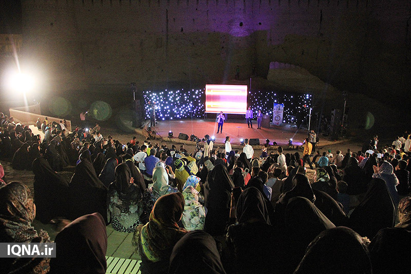 جشن بزرگ غدیر در شهر شاهدیه یزد جشن بزرگ غدیر در شهر شاهدیه یزد