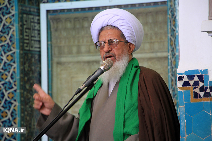 اقامه نماز عید غدیر در یزد
