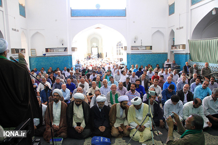 اقامه نماز عید غدیر در یزد