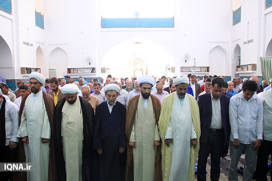 اقامه نماز عید غدیر در یزد