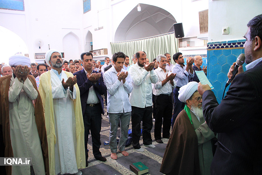 اقامه نماز عید غدیر در یزد