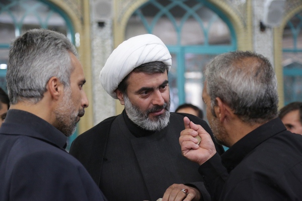 همایش مسئولان هیئت‌های مذهبی، مداحان و شعرای آئینی شهرستان‌های شهرکرد و سامان
